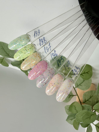 KLIO  Гель-лак  Капсульная  коллекция  8мл  №194  Смузи